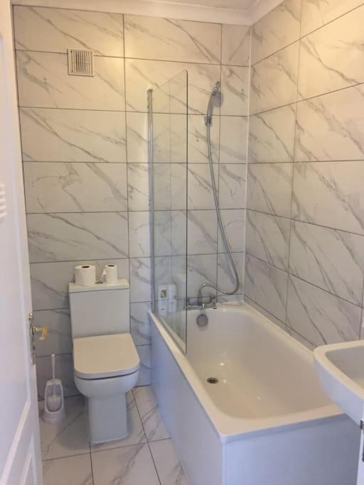A Charming 3 Bedroom Fit For Your